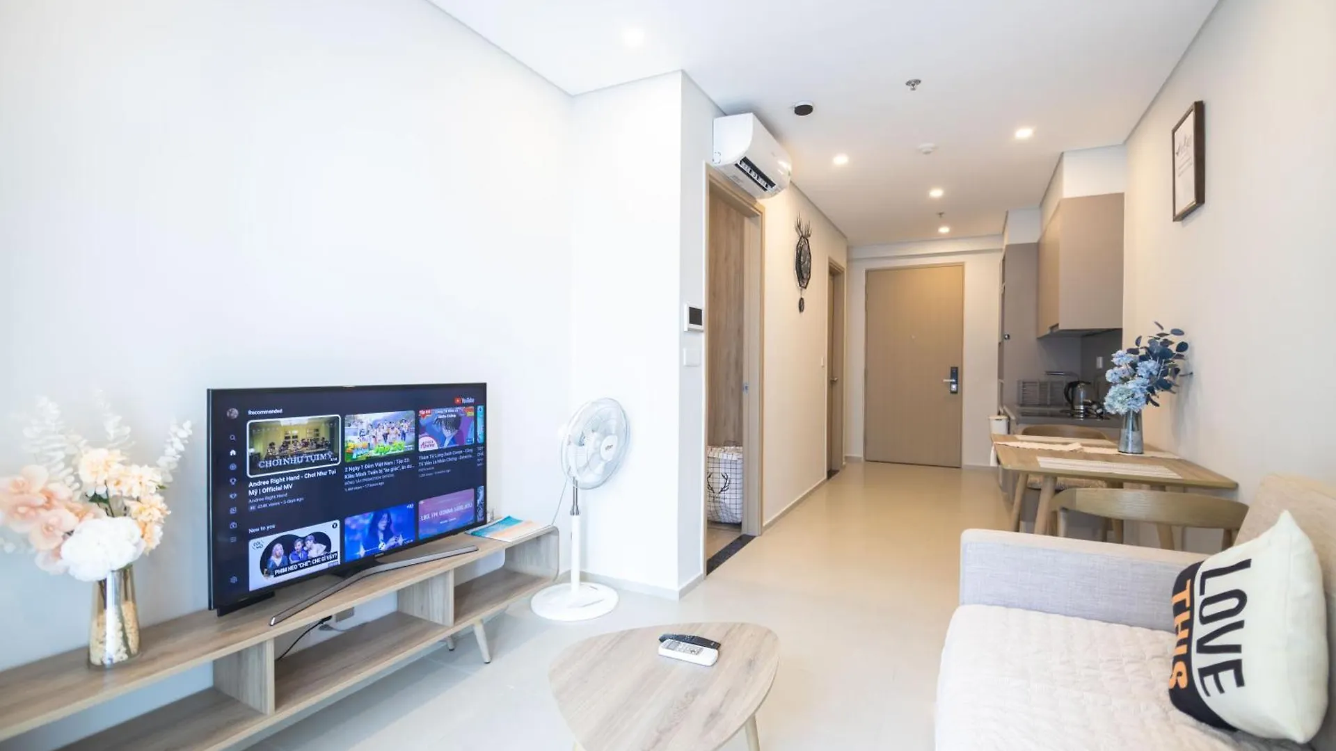 Can Ho Ban Cong Huong Bien - Free Ho Boi Vo Cuc, Sauna, Gym, Karaoke, Bbq - The Song Vung Tau ! Apartment