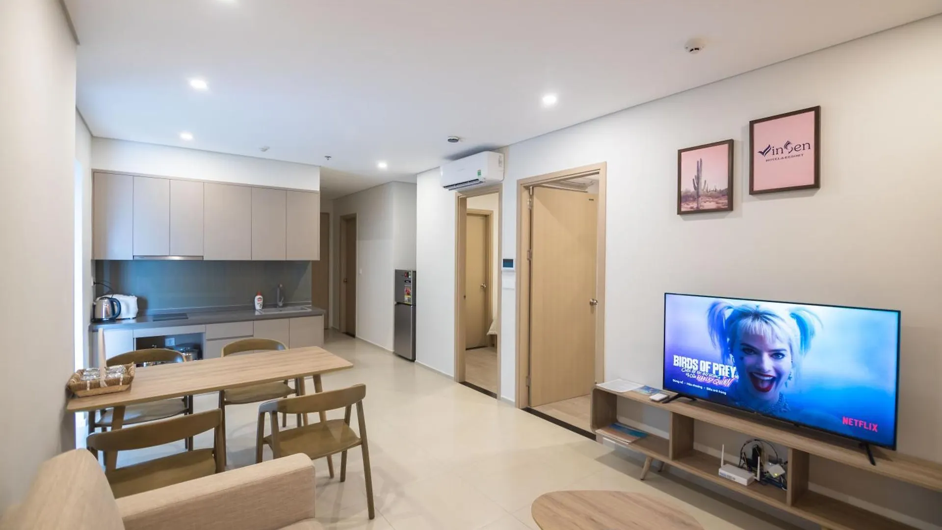 Can Ho Ban Cong Huong Bien - Free Ho Boi Vo Cuc, Sauna, Gym, Karaoke, Bbq - The Song Vung Tau ! Apartment Vietnam