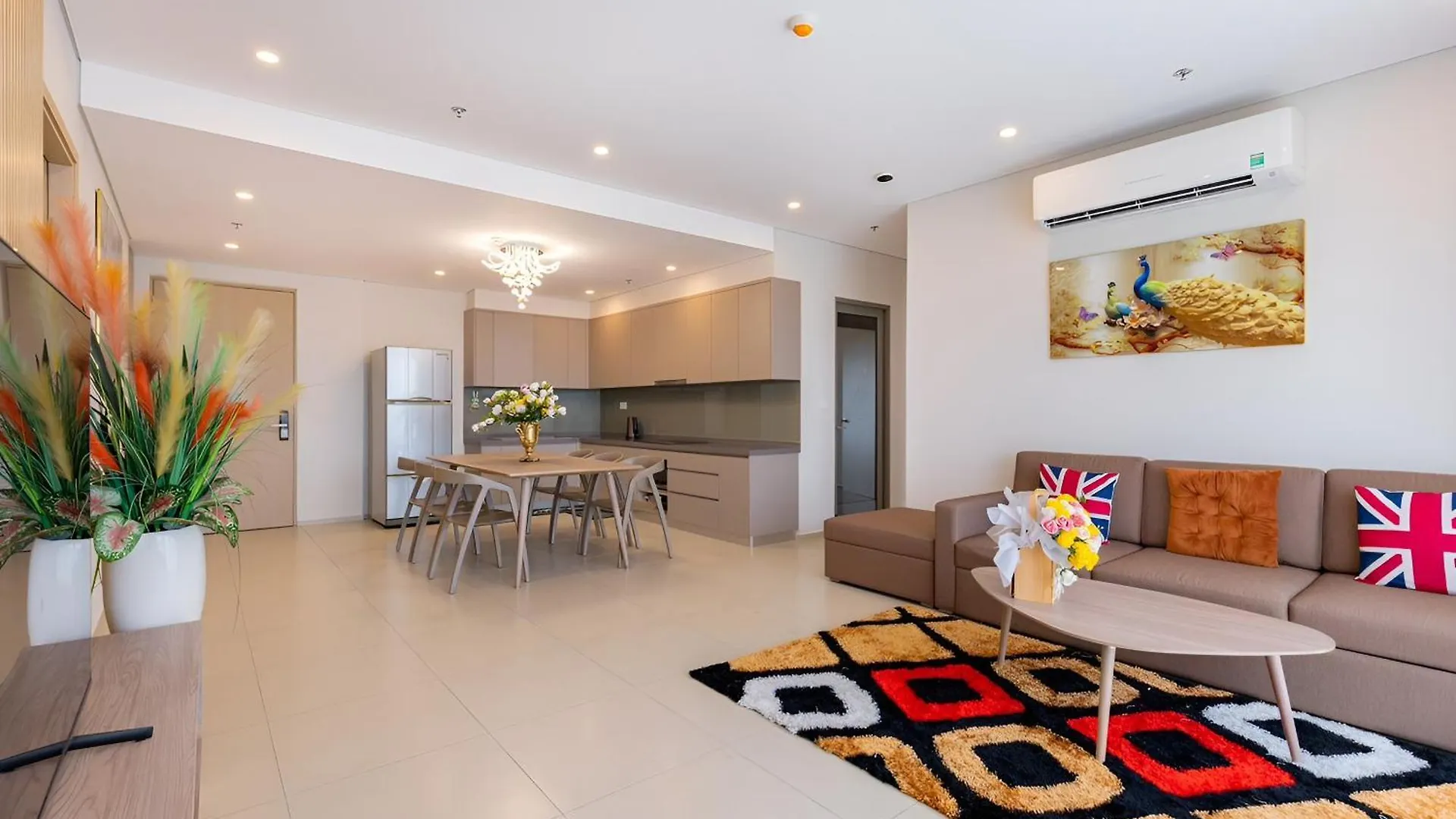 Can Ho Ban Cong Huong Bien - Free Ho Boi Vo Cuc, Sauna, Gym, Karaoke, Bbq - The Song Vung Tau ! Apartment